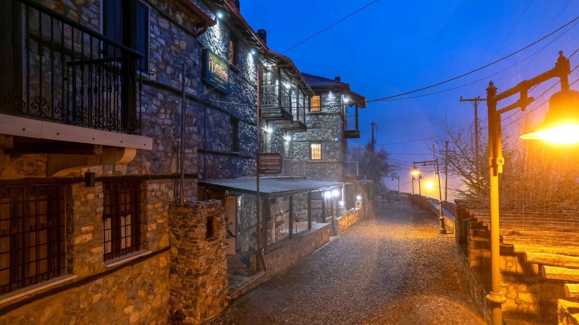 Xenonas Pantheon Apartment Agios Athanasios  Ngoại thất bức ảnh