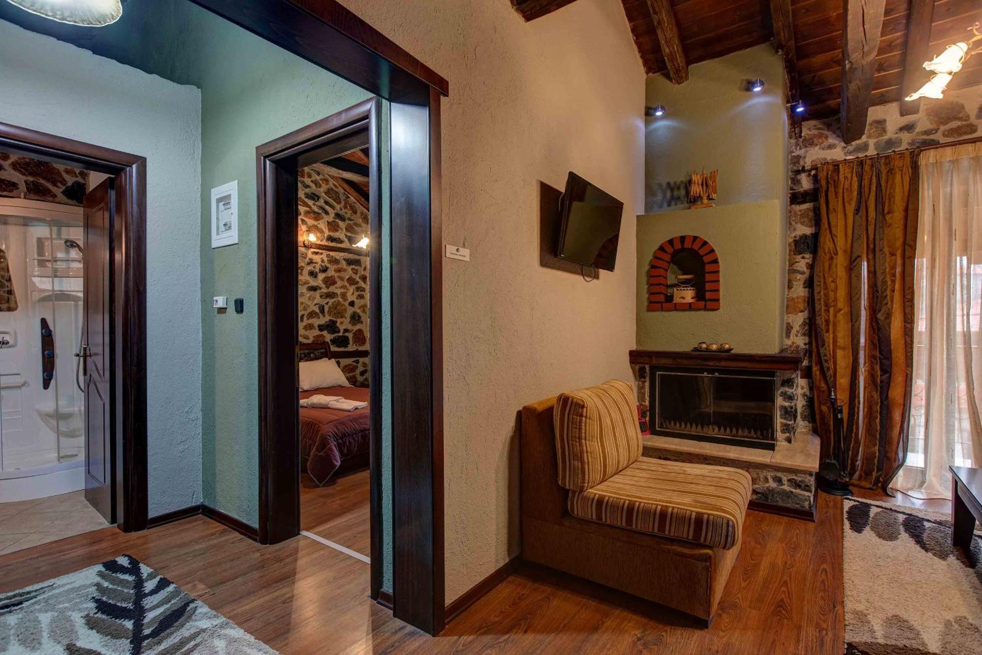 Xenonas Pantheon Apartment Agios Athanasios  Ngoại thất bức ảnh